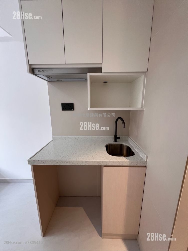 Man Wah Building Rental 1 Bathroom 160 ft²
