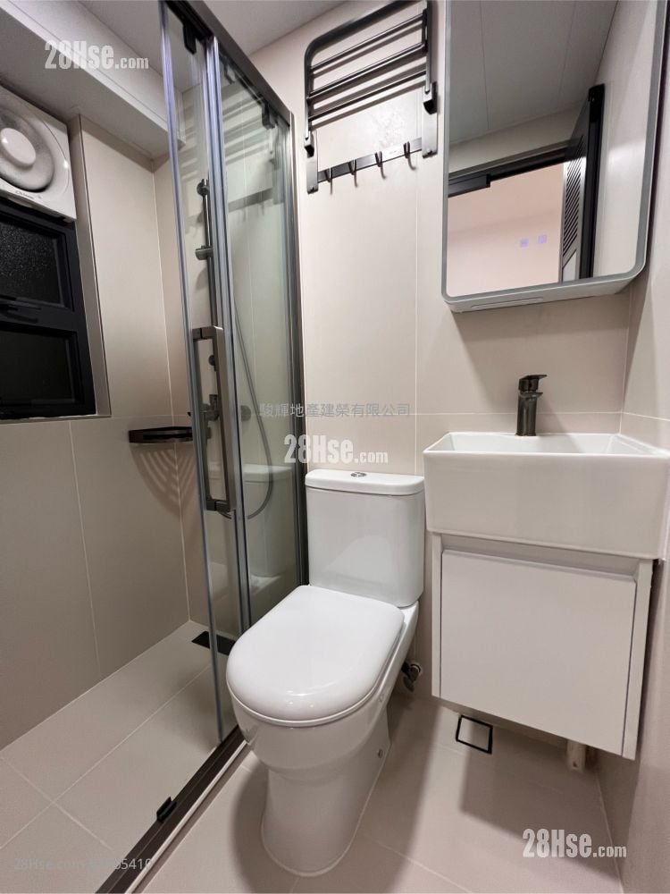Man Wah Building Rental 1 Bathroom 160 ft²