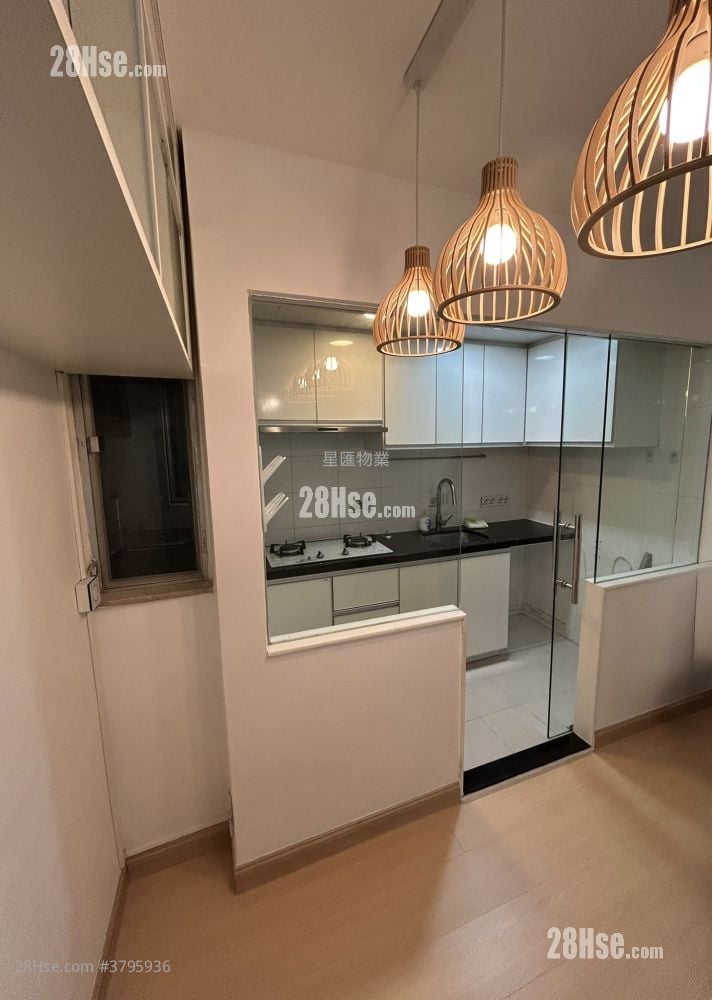 Whampoa Garden Rental 2 Bedrooms , 1 Bathroom 466 ft²