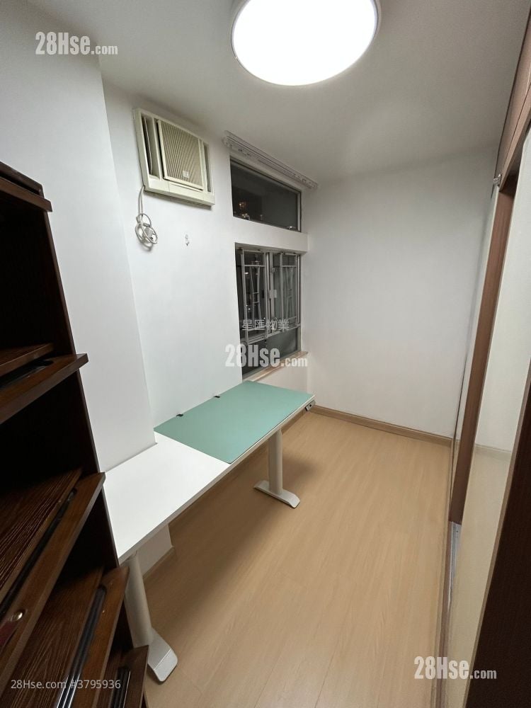 Whampoa Garden Rental 2 Bedrooms , 1 Bathroom 466 ft²