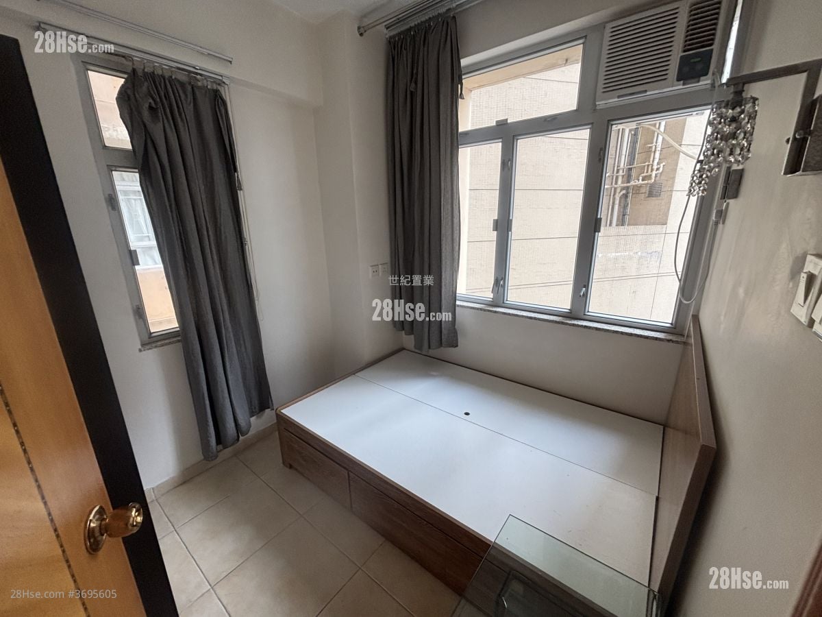 天文阁 租盘 2 房 284 平方尺