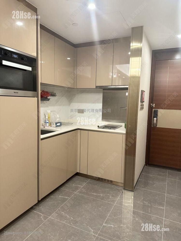 The Vertex Sell 2 Bedrooms , 1 Bathroom 446 ft²