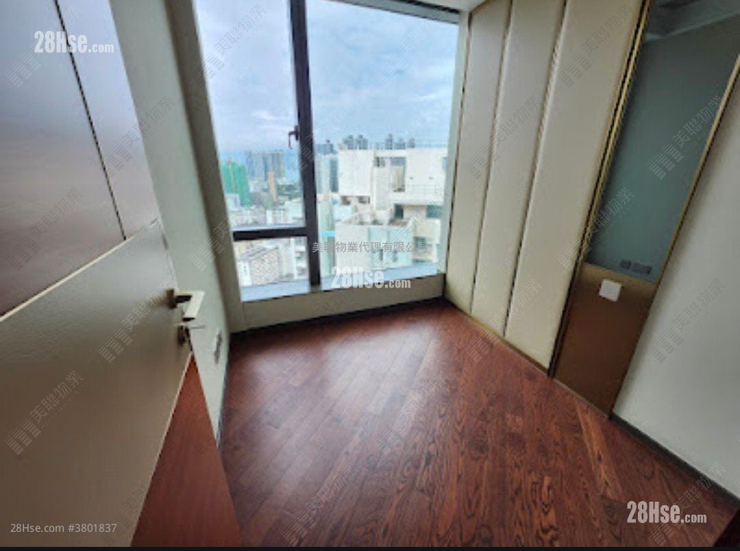 The Vertex Sell 2 Bedrooms , 1 Bathroom 446 ft²