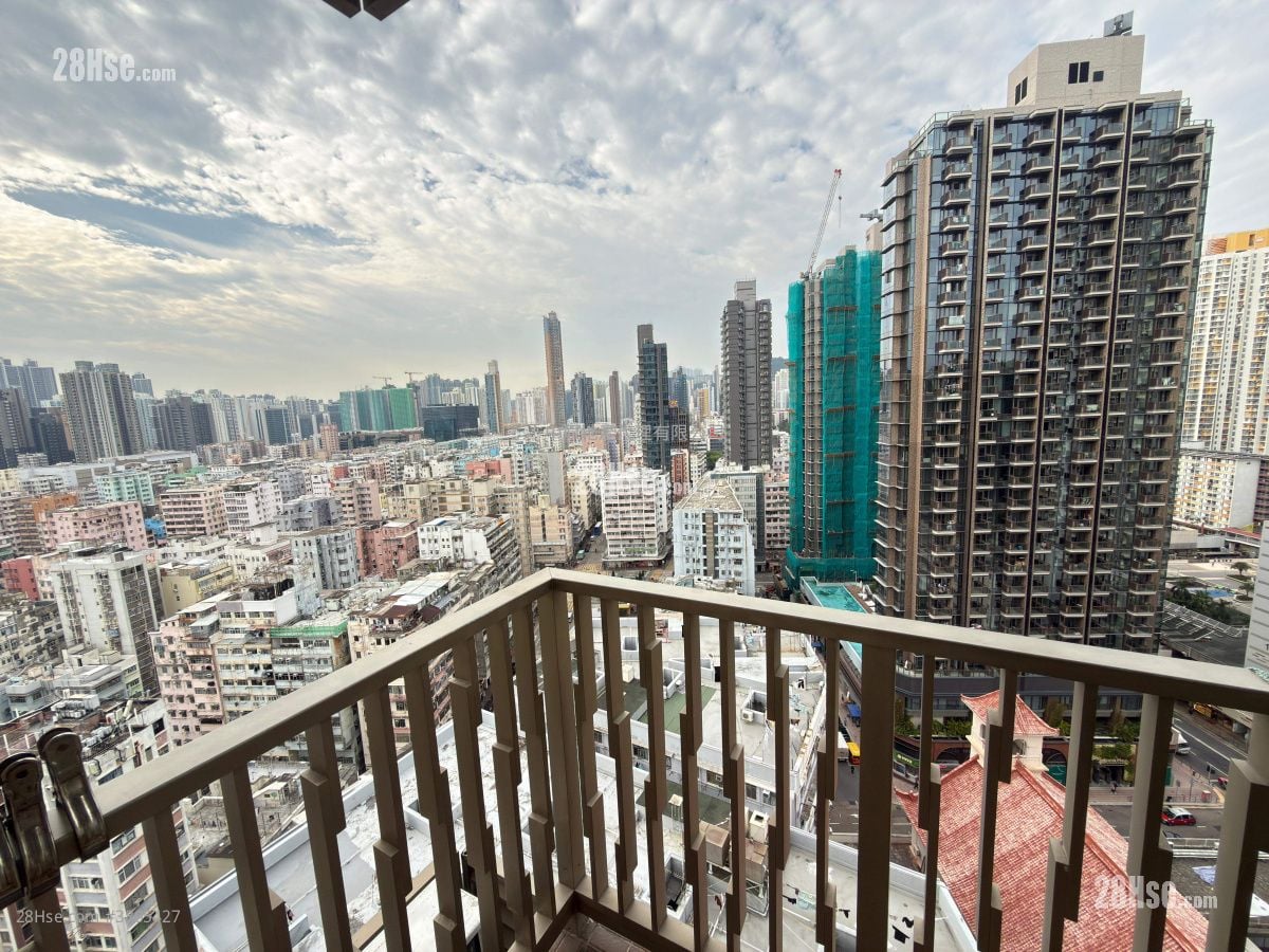 Sevilla Crest Sell 2 Bedrooms 429 ft²