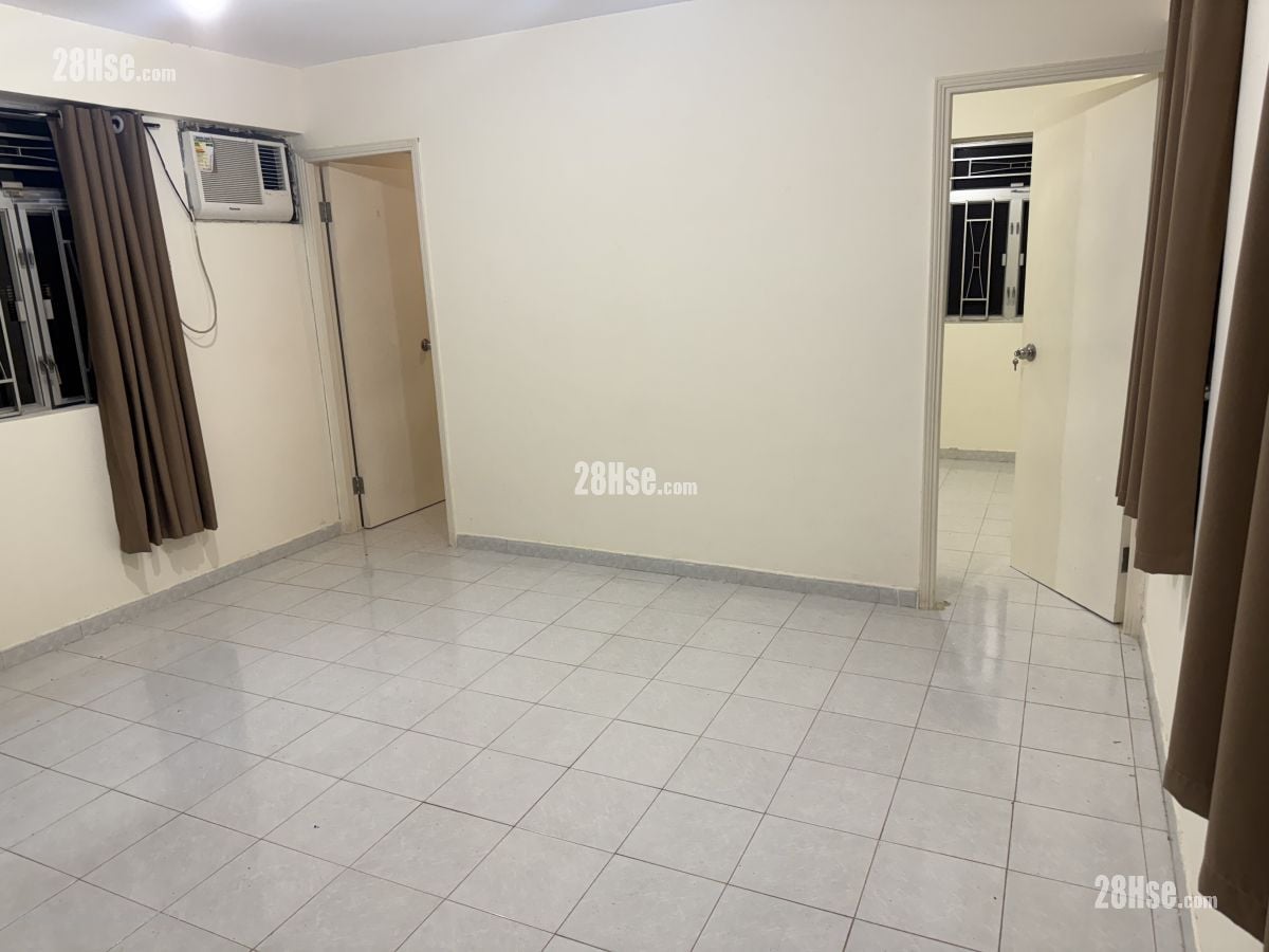 Yuen Kong Tsuen Rental 2 Bedrooms , 1 Bathroom 500 ft²