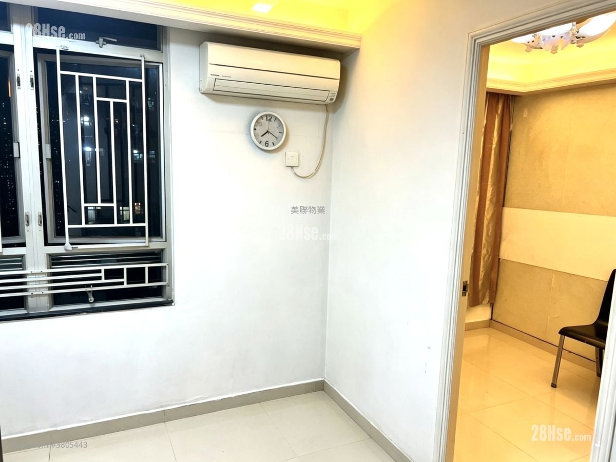 广明苑 售盘 2 房 426 平方尺