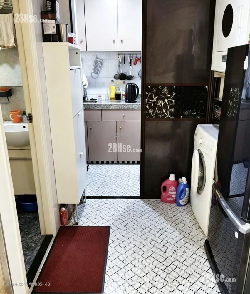 广明苑 售盘 2 房 426 平方尺