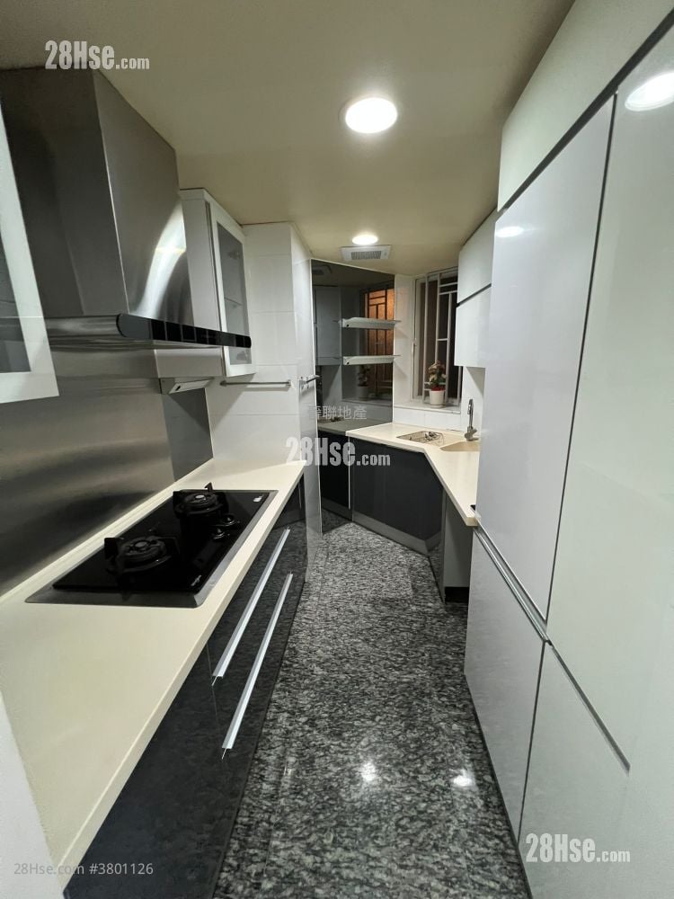 名城 租盘 3 房 , 2 浴室 842 平方尺