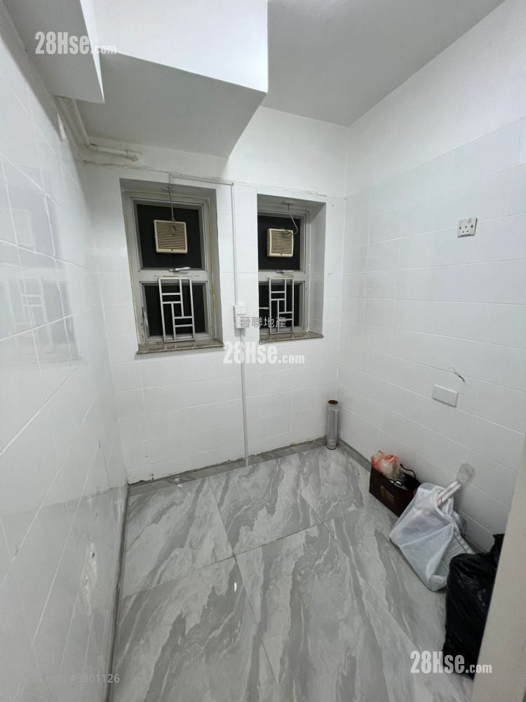 名城 租盘 3 房 , 2 浴室 842 平方尺