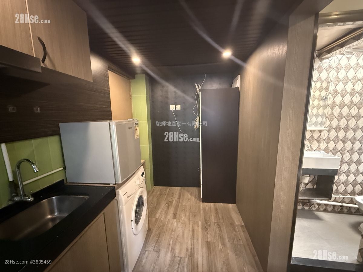 Ocean View Court Rental 1 Bedroom , 1 Bathroom 180 ft²