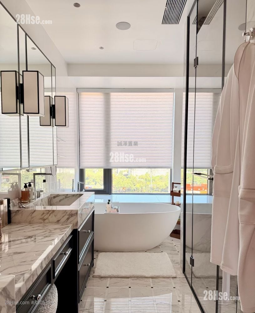 Lansheng New Town Sell 3 Bedrooms , 2 Bathrooms 952 ft²