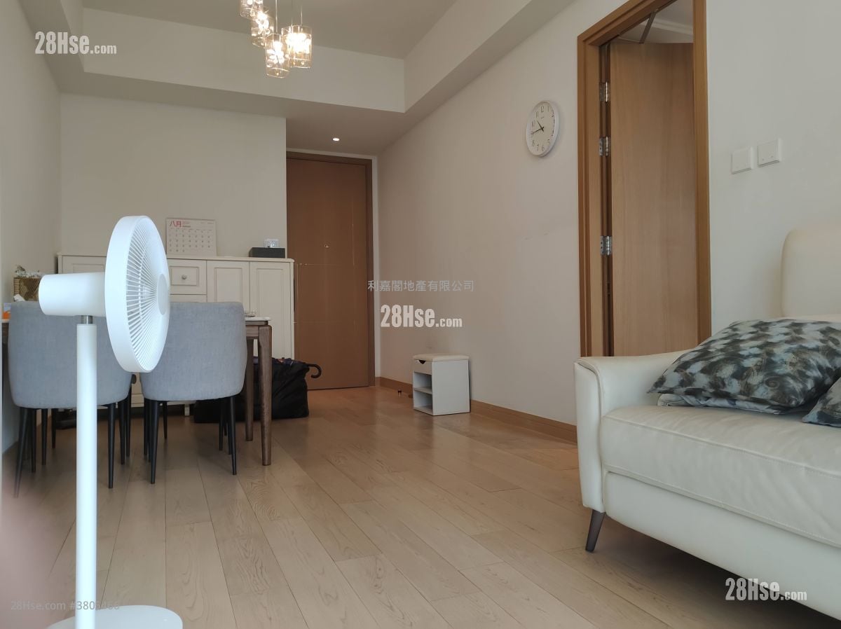 One Homantin Sell 3 Bedrooms 688 ft²