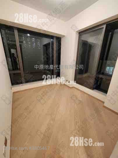 The Arles Sell 3 Bedrooms , 1 Bathroom 673 ft²