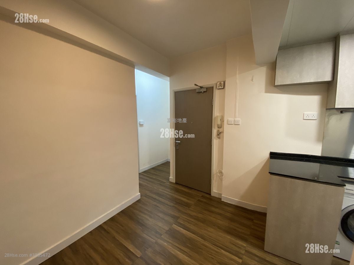 唐楼 租盘 2 房 , 1 浴室 329 平方尺