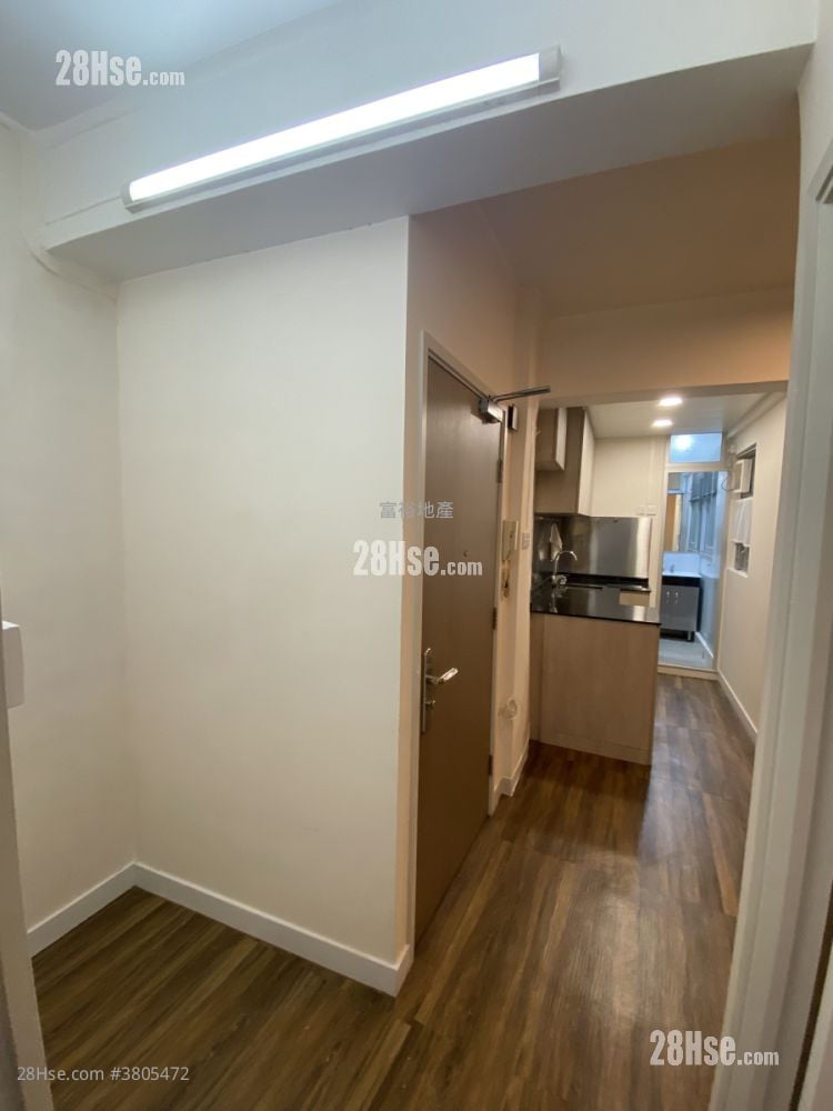 唐楼 租盘 2 房 , 1 浴室 329 平方尺