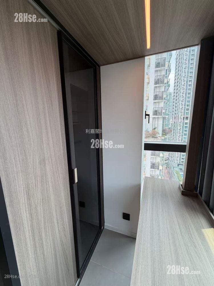 Larchwood 租盘 1 房 , 1 浴室 259 平方尺