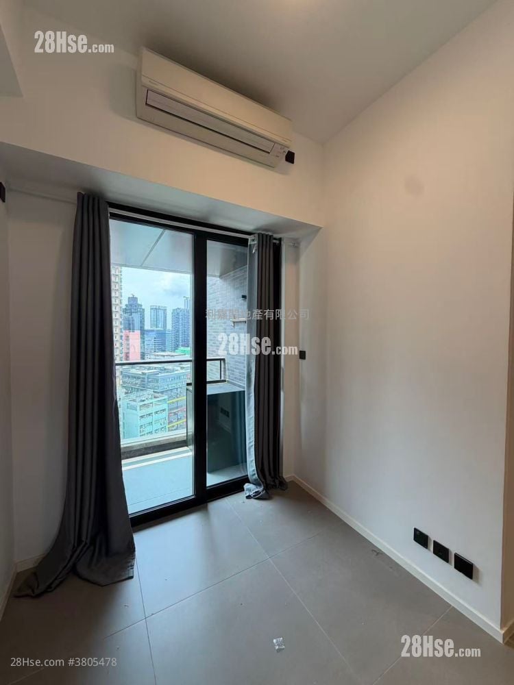 Larchwood 租盘 1 房 , 1 浴室 259 平方尺