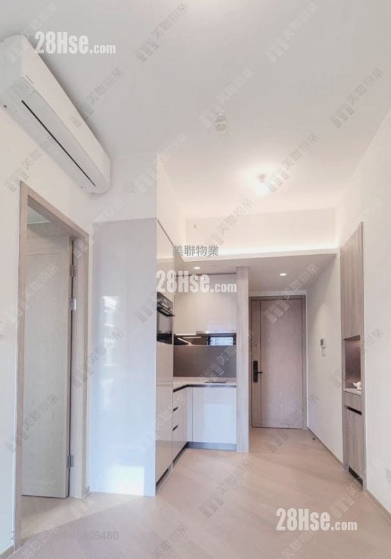 Villa Garda Ii Rental 1 Bedroom , 1 Bathroom 340 ft²