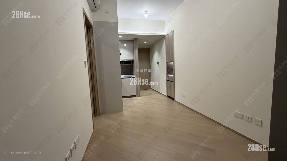 Villa Garda Ii Rental 1 Bedroom , 1 Bathroom 340 ft²