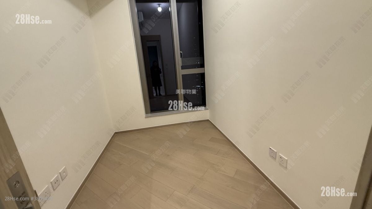 Villa Garda Ii Rental 1 Bedroom , 1 Bathroom 340 ft²