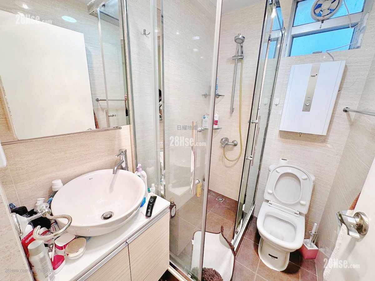 维景花园 售盘 2 房 , 1 浴室 449 平方尺