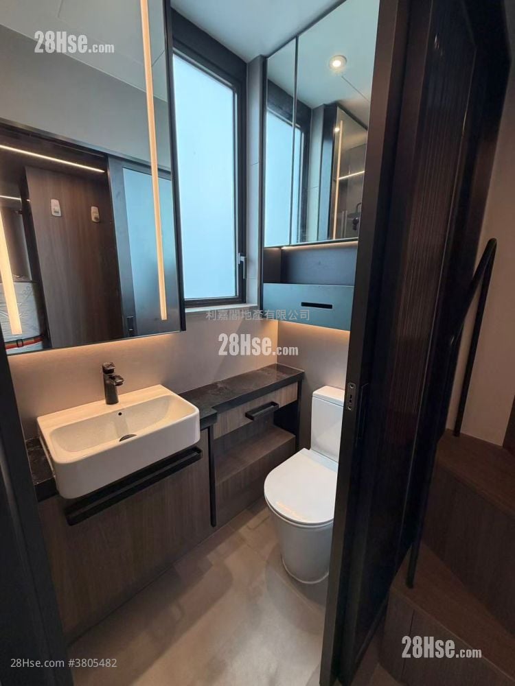 Larchwood 售盘 1 房 , 1 浴室 250 平方尺