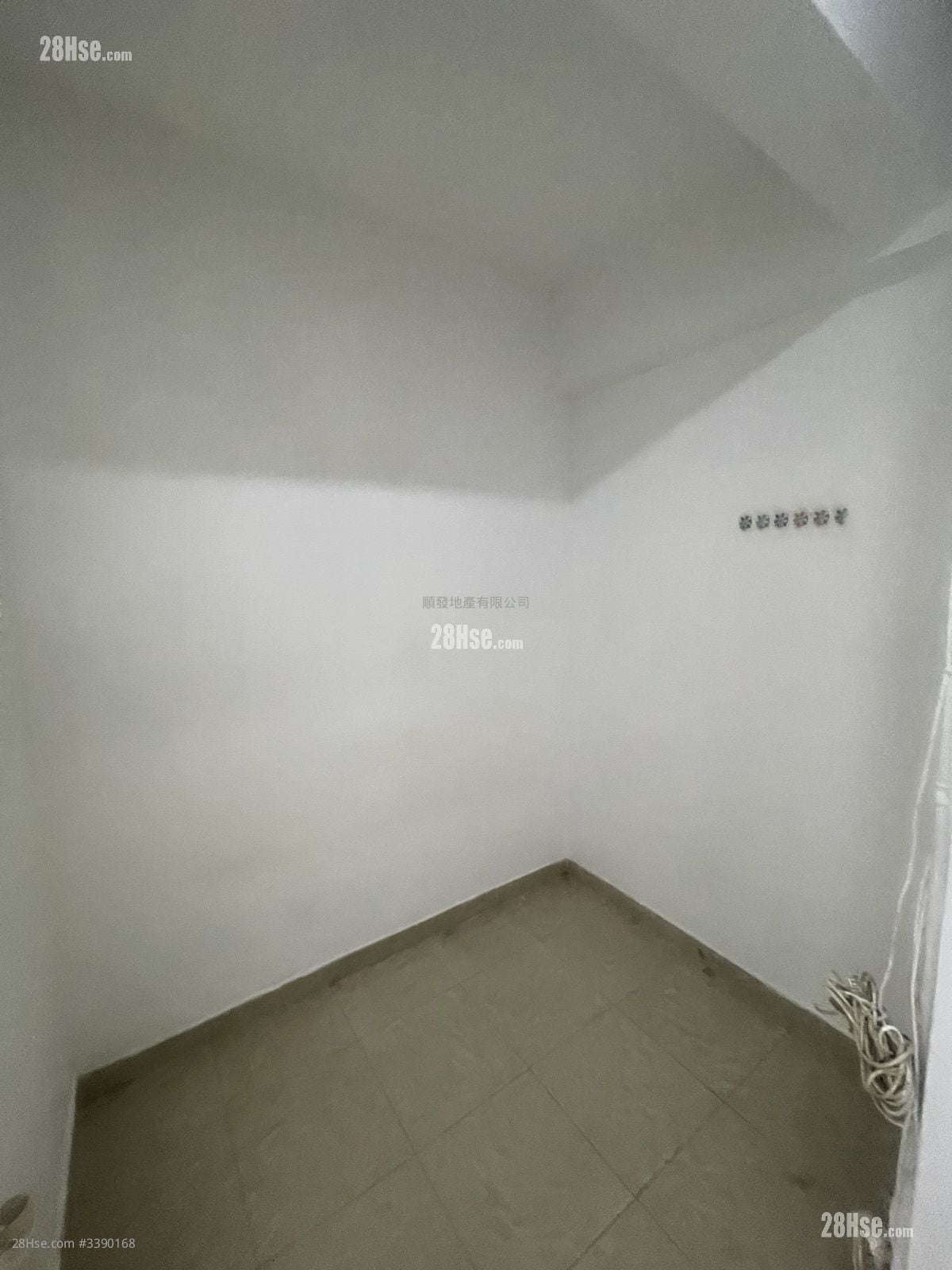 Kwai King Building Rental 1 Bedroom , 1 Bathroom 170 ft²
