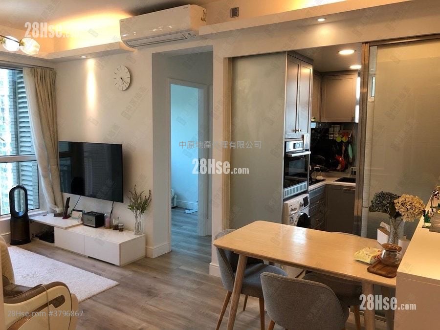 The Capitol Sell 2 Bedrooms , 1 Bathroom 519 ft²