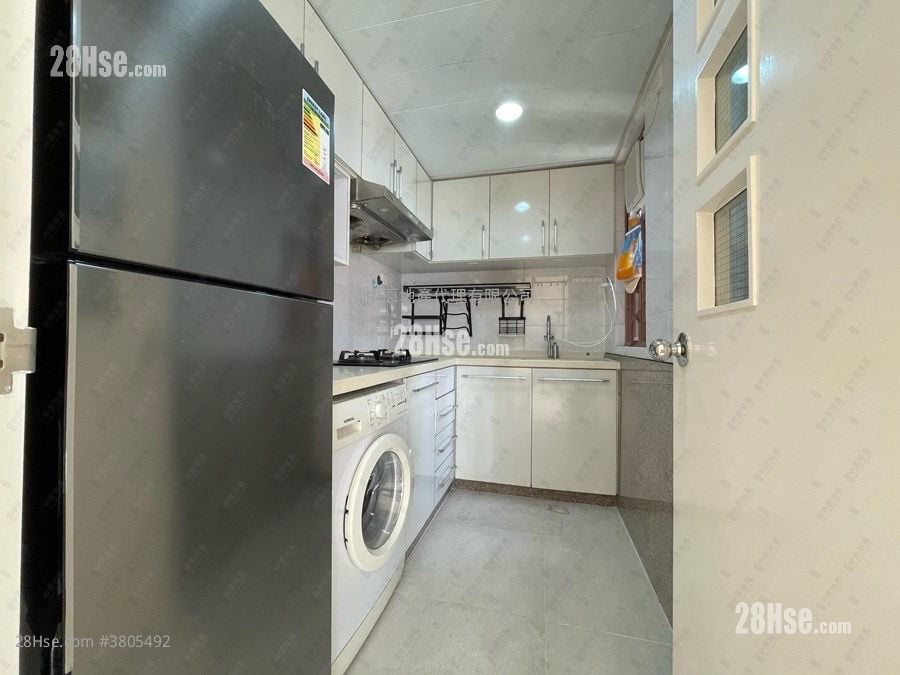 Sunshine City Sell 2 Bedrooms 414 ft²