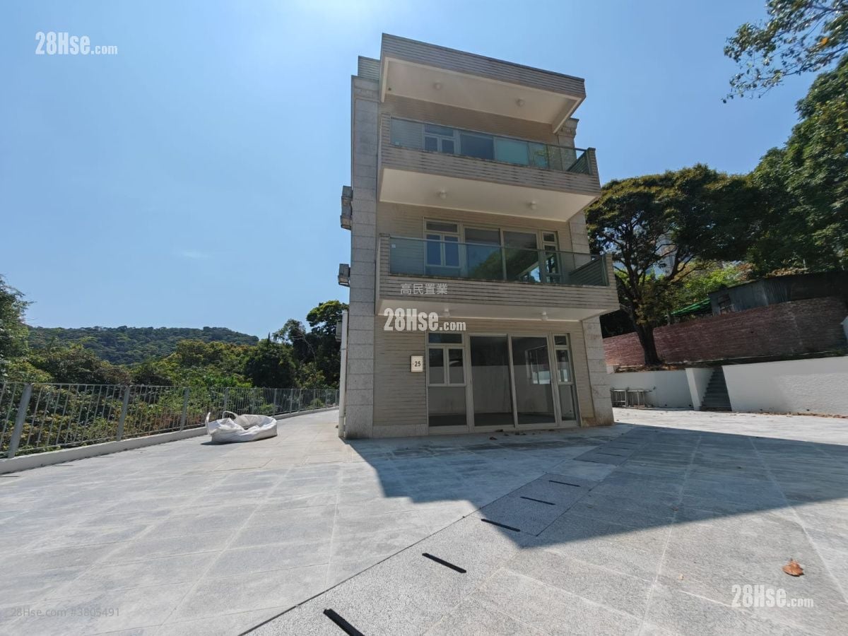 村屋 租盘 4 房 , 3 浴室 2,100 平方尺