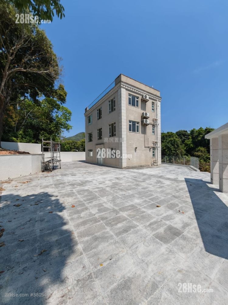 村屋 租盘 4 房 , 3 浴室 2,100 平方尺