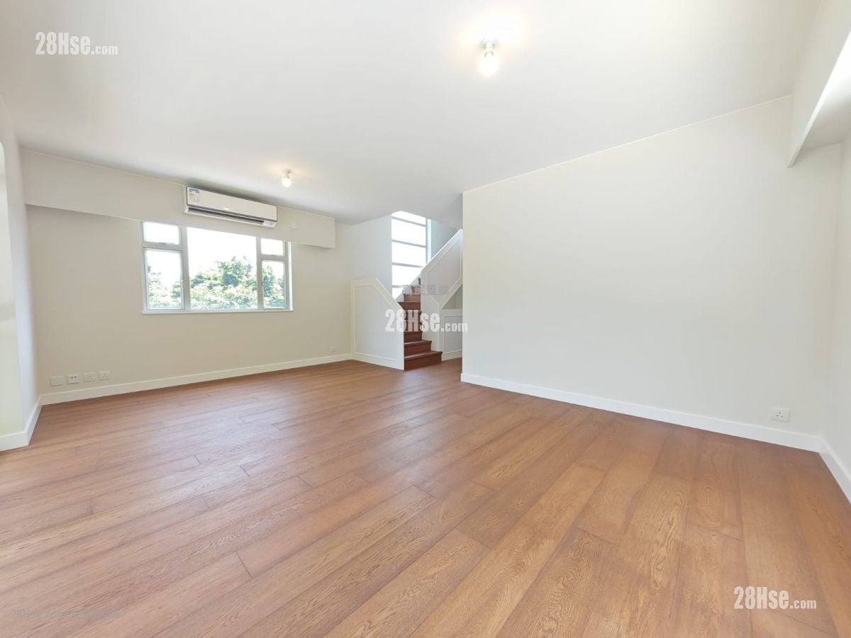 村屋 租盘 4 房 , 3 浴室 2,100 平方尺