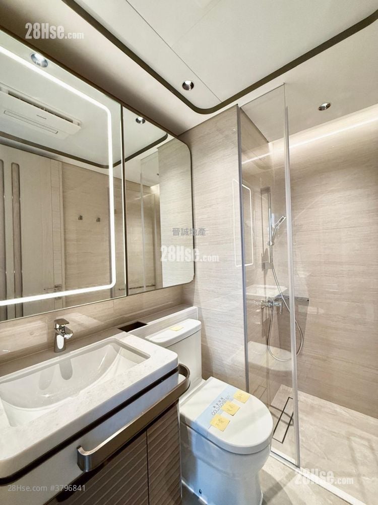 Gold Coast Bay Sell Studio , 1 Bathroom 208 ft²