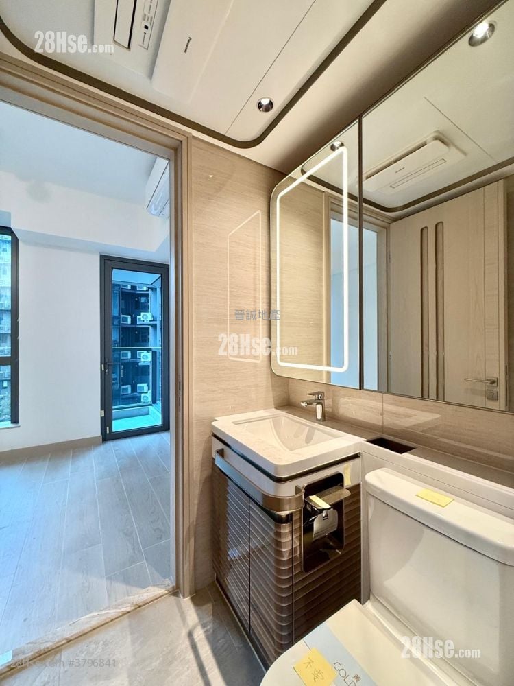 Gold Coast Bay Sell Studio , 1 Bathroom 208 ft²