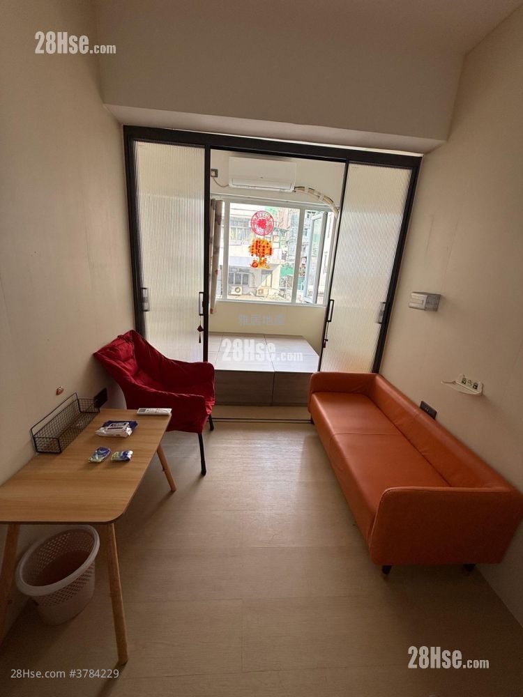 唐楼 租盘 1 房 , 1 浴室 160 平方尺