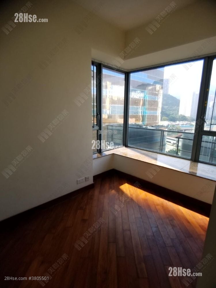 The Palazzo Sell 3 Bedrooms , 2 Bathrooms 696 ft²