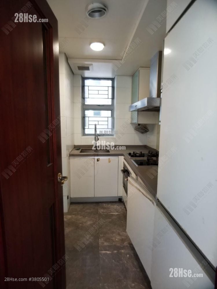 The Palazzo Sell 3 Bedrooms , 2 Bathrooms 696 ft²