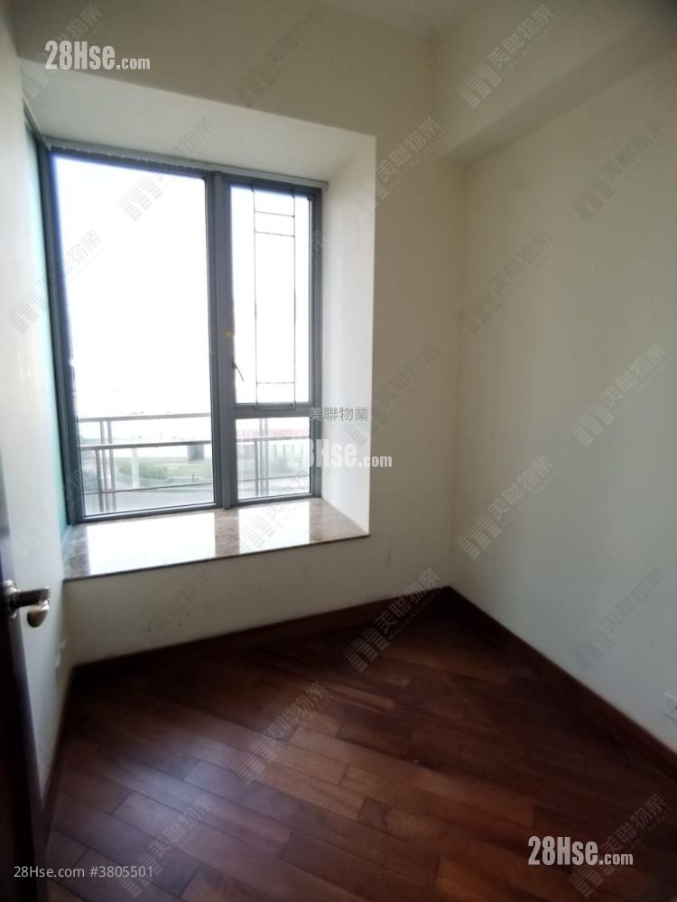 The Palazzo Sell 3 Bedrooms , 2 Bathrooms 696 ft²