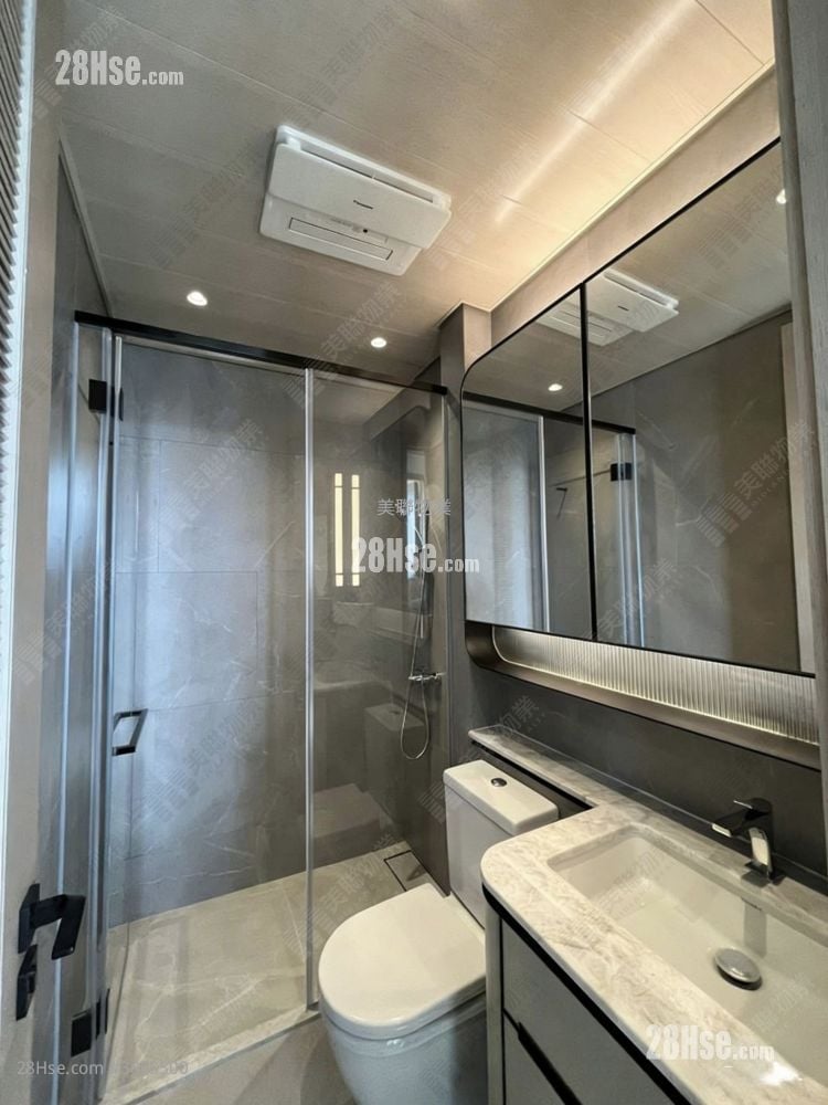 Park Seasons Rental 2 Bedrooms , 1 Bathroom 436 ft²