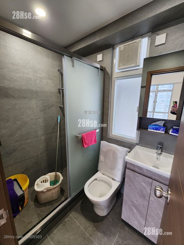 Tai Po Centre Sell 2 Bedrooms , 1 Bathroom 391 ft²