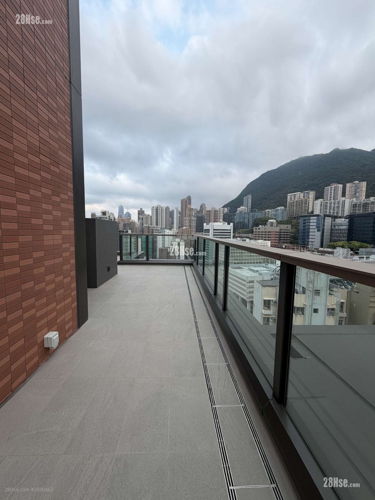 寓成峰 租盘 3 房 , 2 浴室 1,068 平方尺