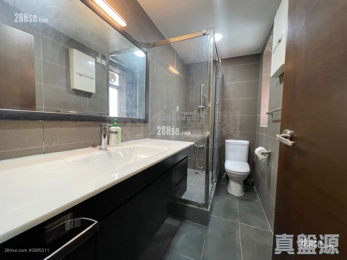 Mount Parker Lodge Sell 3 Bedrooms , 3 Bathrooms 1,040 ft²