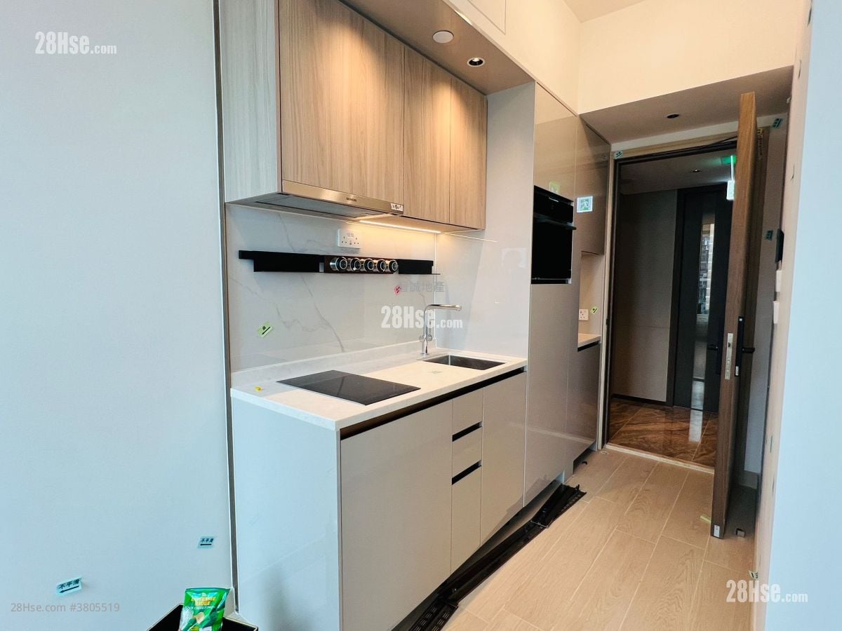 Gold Coast Bay Sell Studio , 1 Bathroom 220 ft²