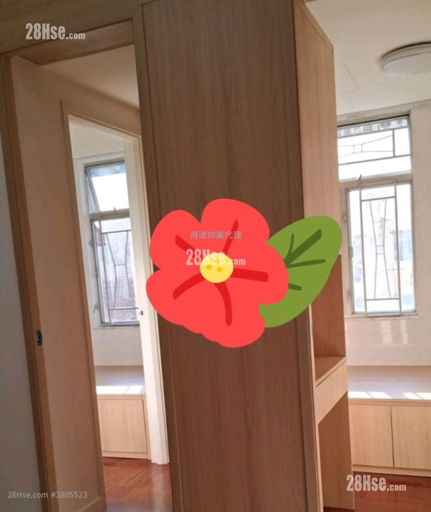 Chong Yip Centre Rental 2 Bedrooms , 1 Bathroom 305 ft²