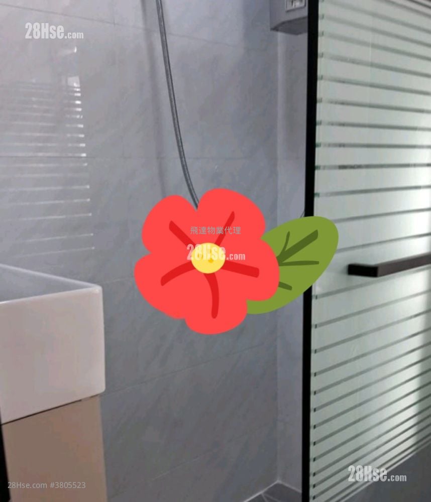 Chong Yip Centre Rental 2 Bedrooms , 1 Bathroom 305 ft²