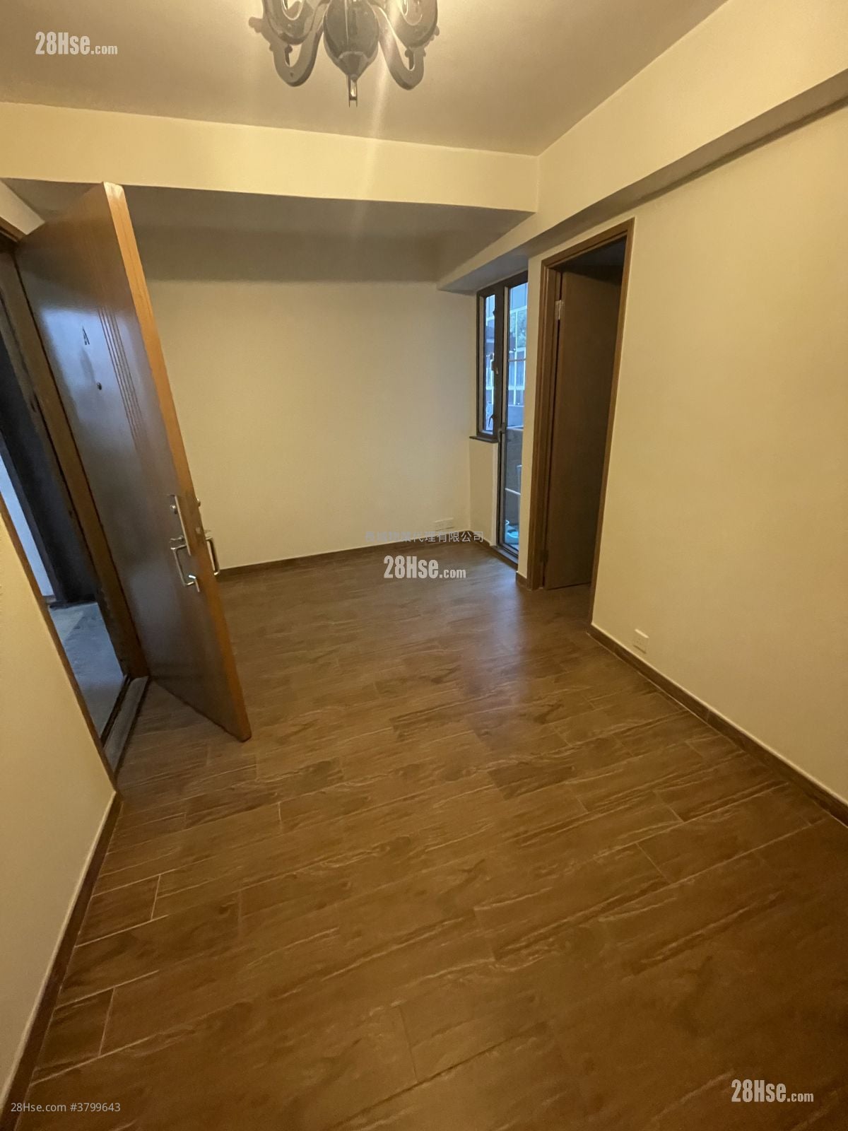 Perfect Mansion Rental 2 Bedrooms , 1 Bathroom 304 ft²