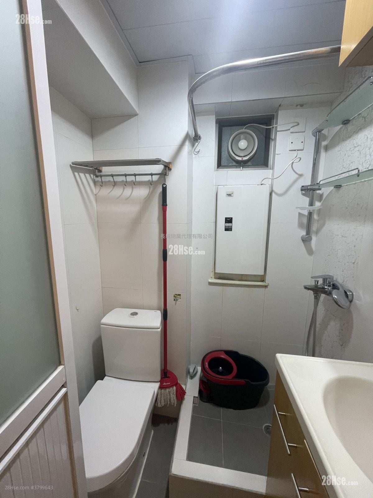 Perfect Mansion Rental 2 Bedrooms , 1 Bathroom 304 ft²