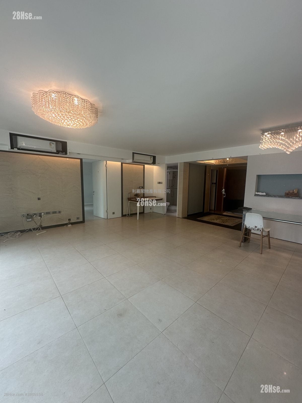 Laguna Verde Sell 5+ Bedrooms 844 ft²