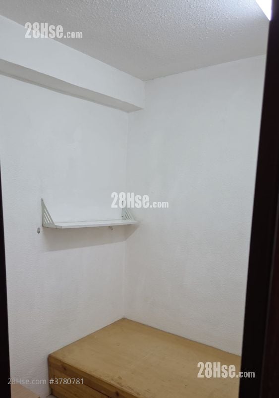 Appartment Rental 1 Bedroom , 1 Bathroom 70 ft²