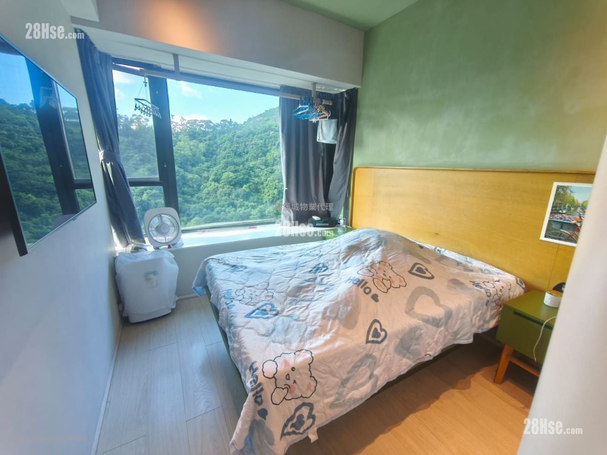 Castello Sell 2 Bedrooms , 1 Bathroom 547 ft²